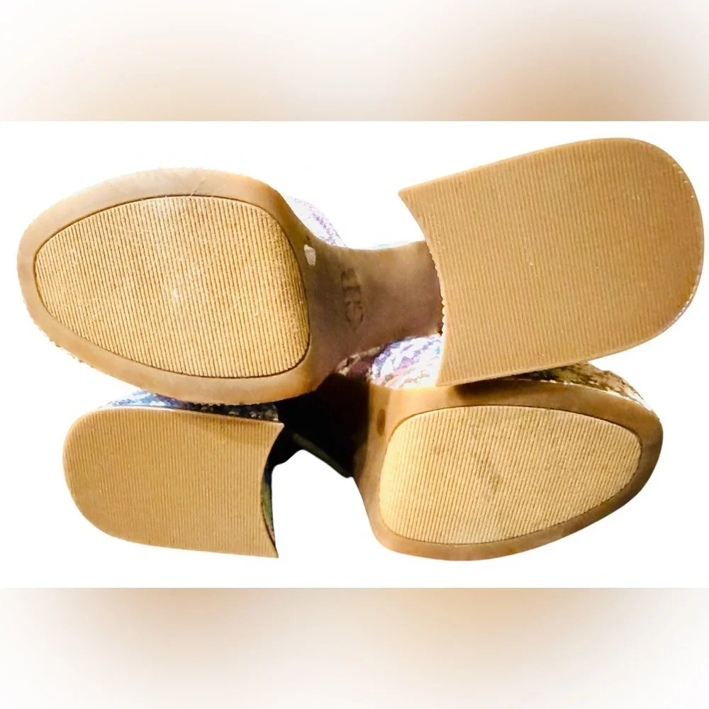 NWOT Gianni Bini platform sandals sz 7M block heel party 60s retro hippy disco - Picture 8 of 9